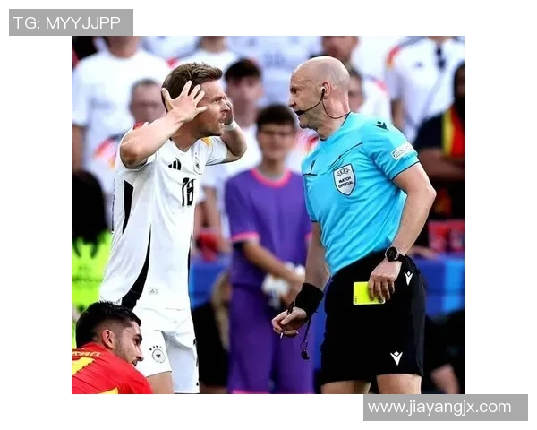 欧冠激战：那不勒斯逆转马竞争议判罚引发全场热议