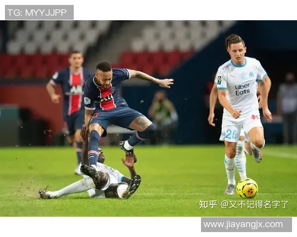 国王杯惊心动魄拜仁绝杀巴黎圣日耳曼引发争议判罚全场沸腾