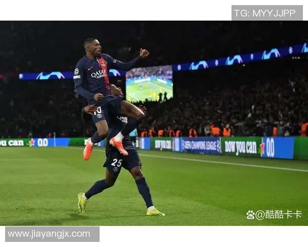 德甲精彩对决AC米兰逆转巴黎圣日耳曼帽子戏法引爆全场激情