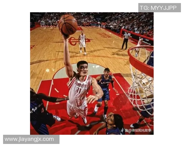 邓肯与姚明的友谊时刻笑声不断篮球场上的温情瞬间