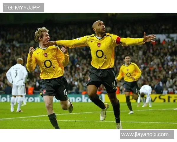 足总杯精彩对决AC米兰狂胜阿森纳六球大捷引爆全场热情