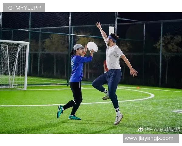 重庆飞盘队在极限运动会中的比赛经验与表现深度点评分析