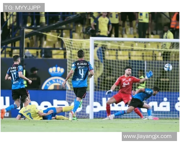 世界杯惊现冷门国米与莱比锡战成平局帽子戏法引发全场狂欢