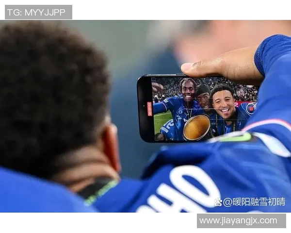 巴萨与利物浦友谊赛战平赛后转会传闻引发热议