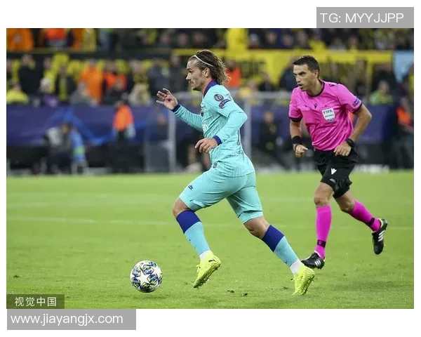 欧联杯激战多特蒙德险胜巴萨红牌事件引发全场热议与转会猜测