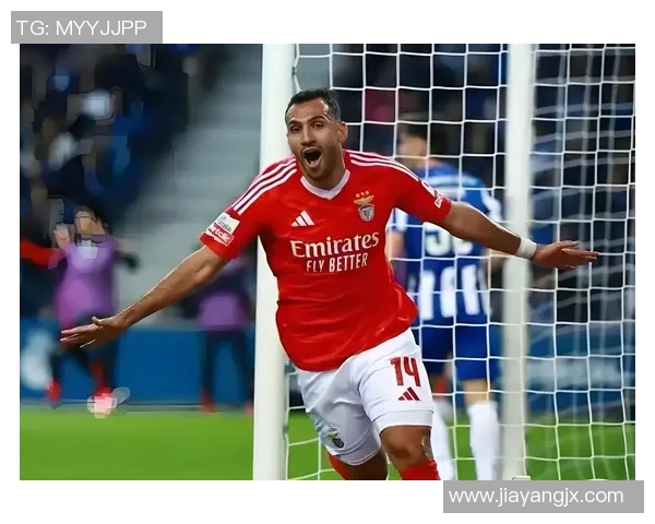 足总杯激战：本菲卡逆转多特蒙德帽子戏法引爆全场激情