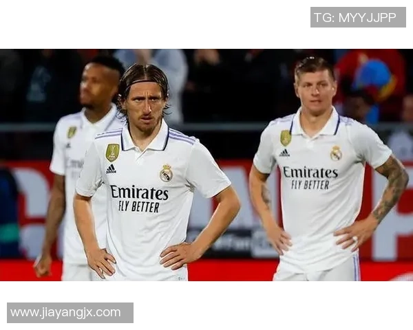 德甲惊现平局那不勒斯与皇马激战成和引发转会热议