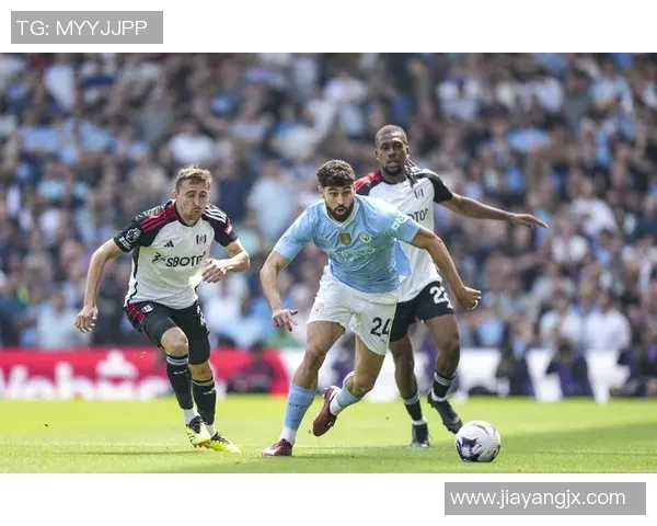 西甲激战曼城大胜拜仁点球争议引发全场热议 西甲激战曼城大胜拜仁点球争议引发全场热议