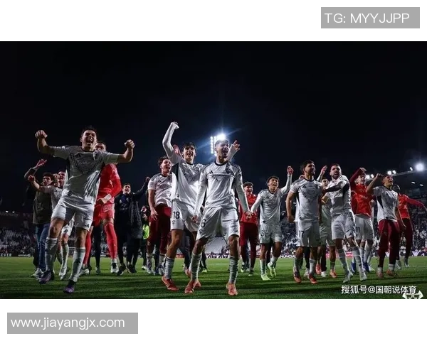 国王杯精彩对决皇马大胜尤文图斯乌龙球引发全场狂欢与十大进球回顾