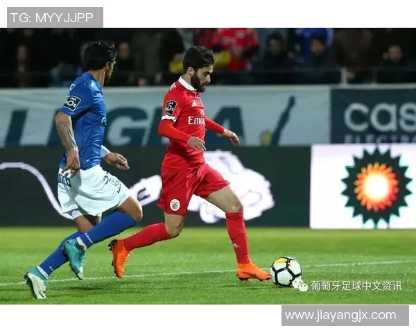 意甲激战本菲卡与波尔图平局补时进球引发全场狂欢解析