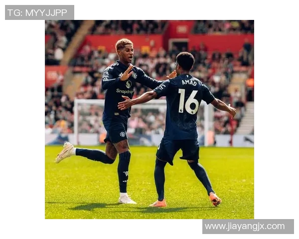 意甲焦点战：里昂顽强逼平巴黎圣日耳曼引发全场热议