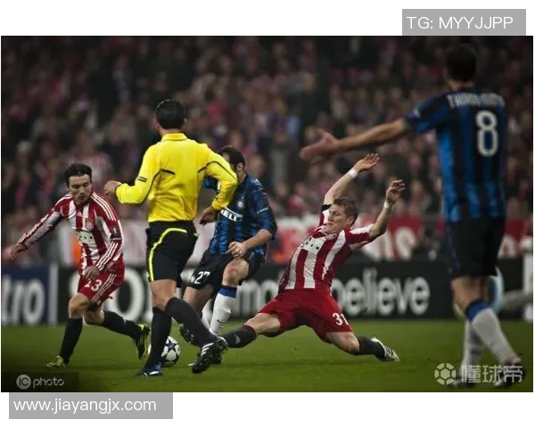 德甲精彩对决曼联逆转国米乌龙球成比赛转折点分析